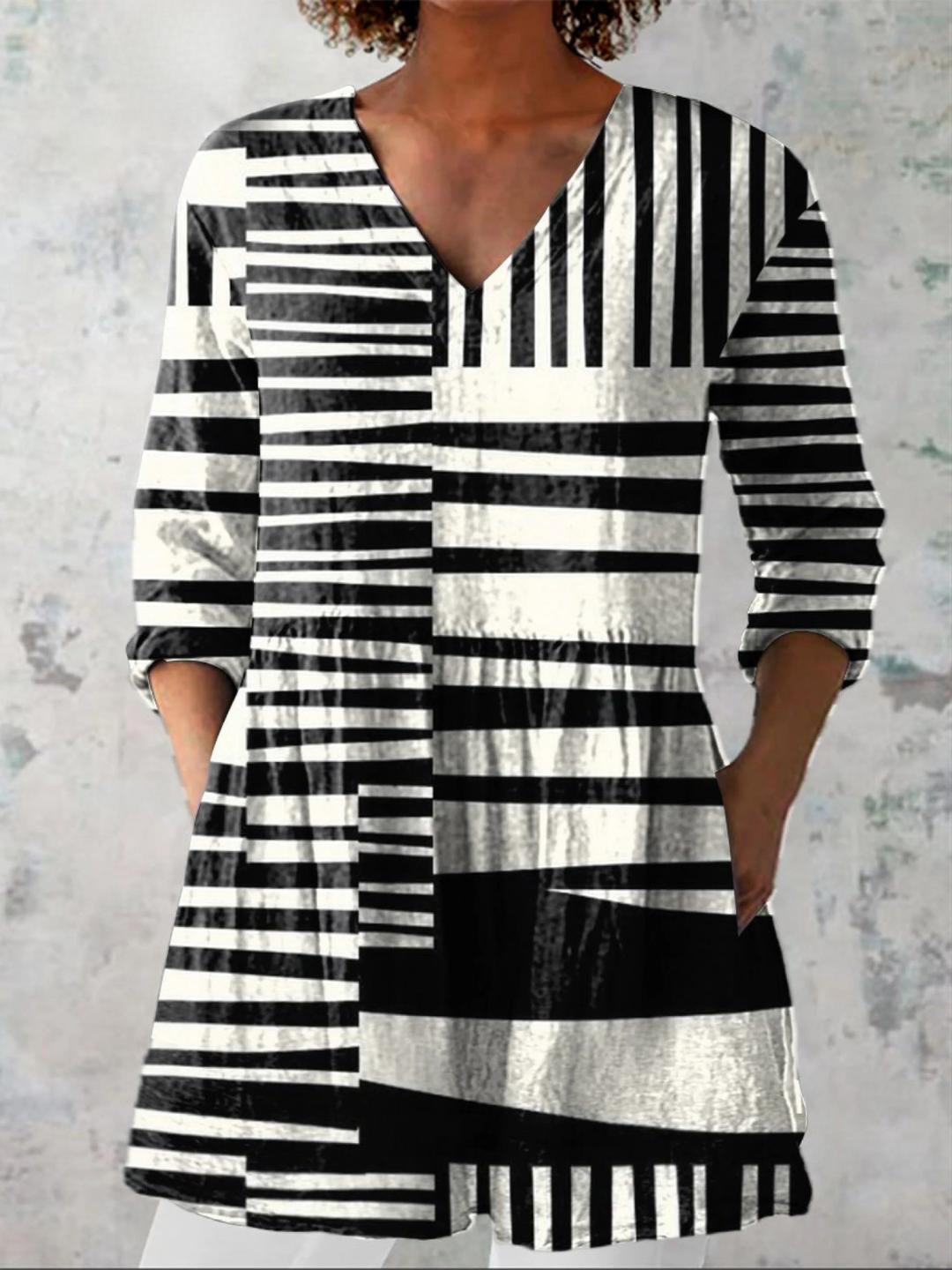 Mona | Lange Bluse mit V-Ausschnitt