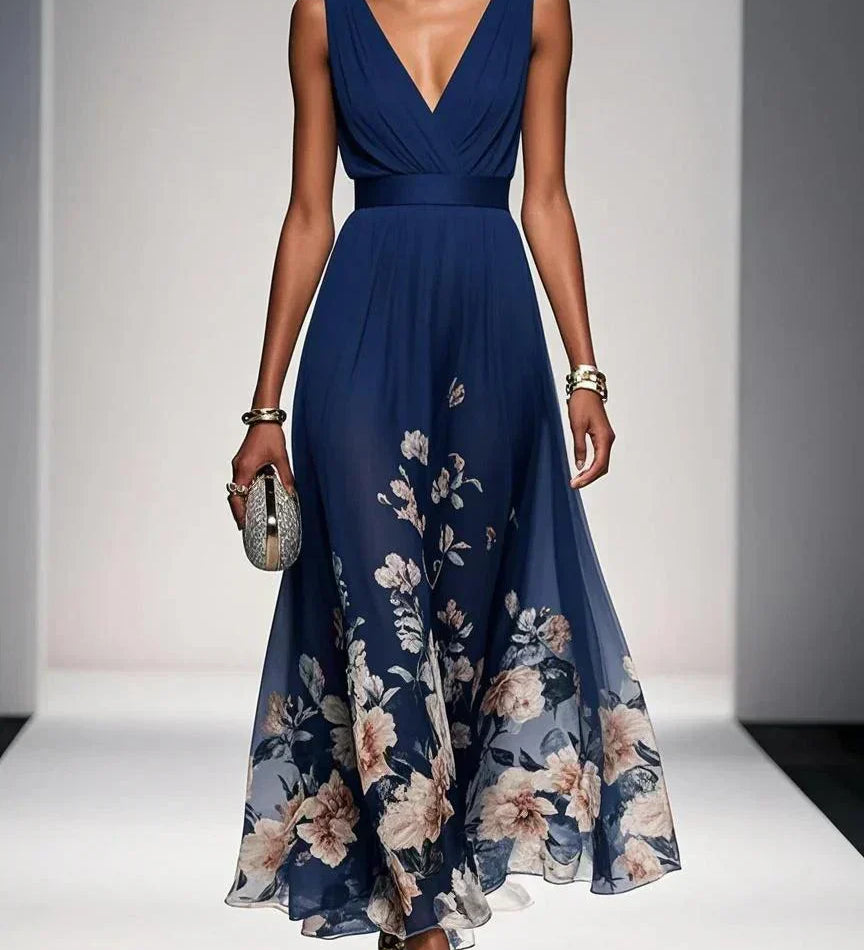 Paula | Maxikleid aus Chiffon mit Blumen hellblau und V-Ausschnitt